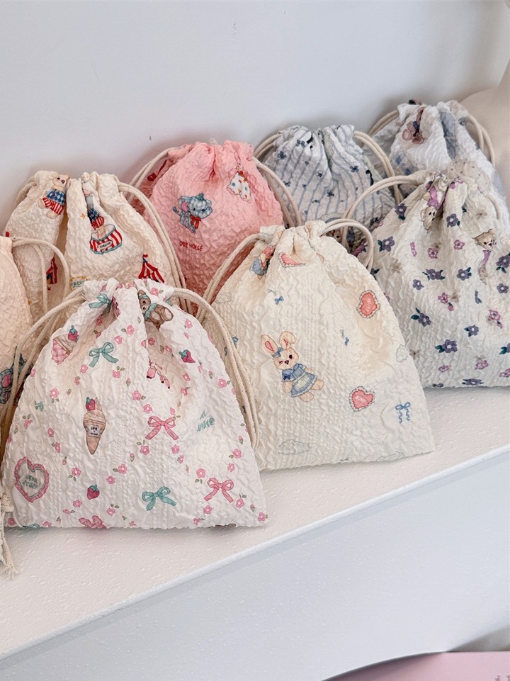 48151 [Copyright Model] Cartoon Drawstring Flap Pocket Pants Student Storage Bag Lipstick Cosmetic Bag Portable Three-Piece Set