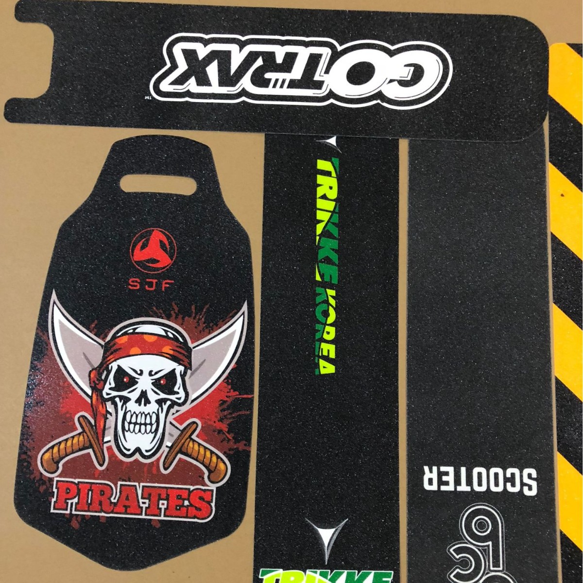 Scooter Colorful Non-Slip Sandpaper Colorful Patterned Sandpaper Wear-Resistant Waterproof Anti-Slip Stair Anti-Slip Stickers