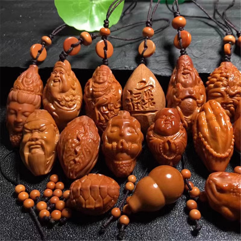 Olive Kernel Single Carving Small Pendant Pudu Guanyin God of Wealth Collection Old Oil Kernel Single Seed Hanging Ornaments for Men's and Women's Cultural Play