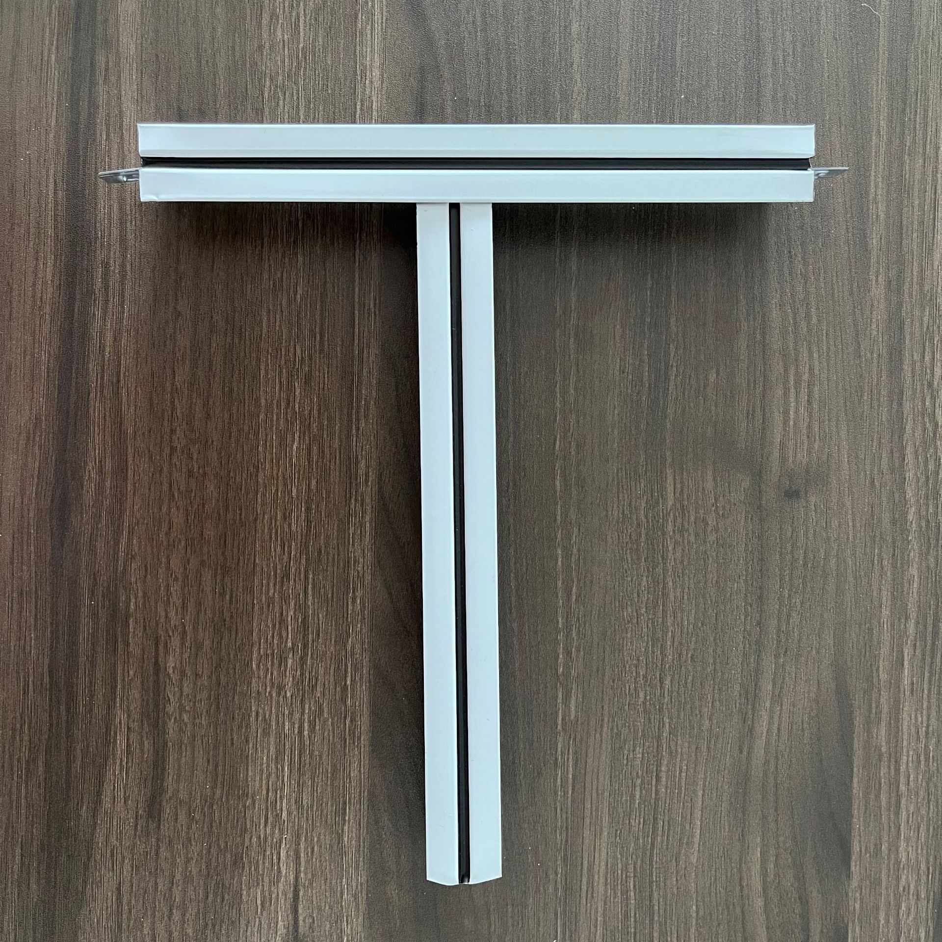 T-Type Painted Keel Ceiling, Ceiling Keel, Flat Groove, Painted Bone Mineral Wool Board, Supporting Sub-Keel Corners
