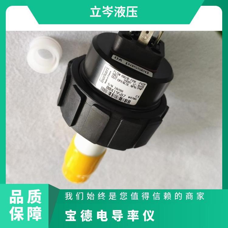 Burkert Conductivity Meter 8220-Fkm-Pvdf 00426874