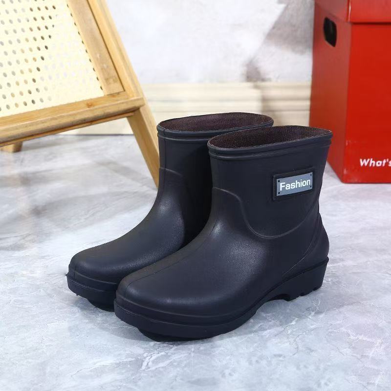 Short Rain Boots Women's Rain Shoes Rubber Shoes Low Waist Water Shoes High-rise Water Shoes Anti-slip Waterproof Shoes Comfortable Simple Summer
