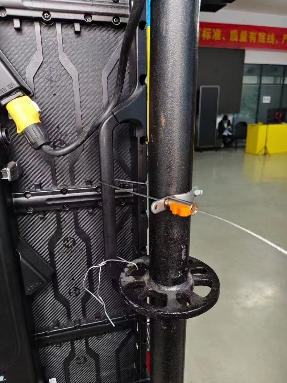 The New Steel Wire Rope Lock Can Support a Maximum of 200kg Kilograms, Making It the Best Choice for Led Screens under Tension
