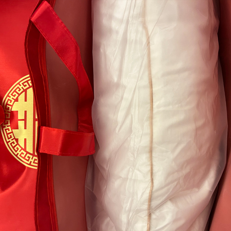 A Pair of Natural Silk Wedding Pillows, Pure Cotton Mulberry Silk Fiber Pillows, Soft and Non-Collapse Cervical Spine Sleeping Pillow Core Wholesale