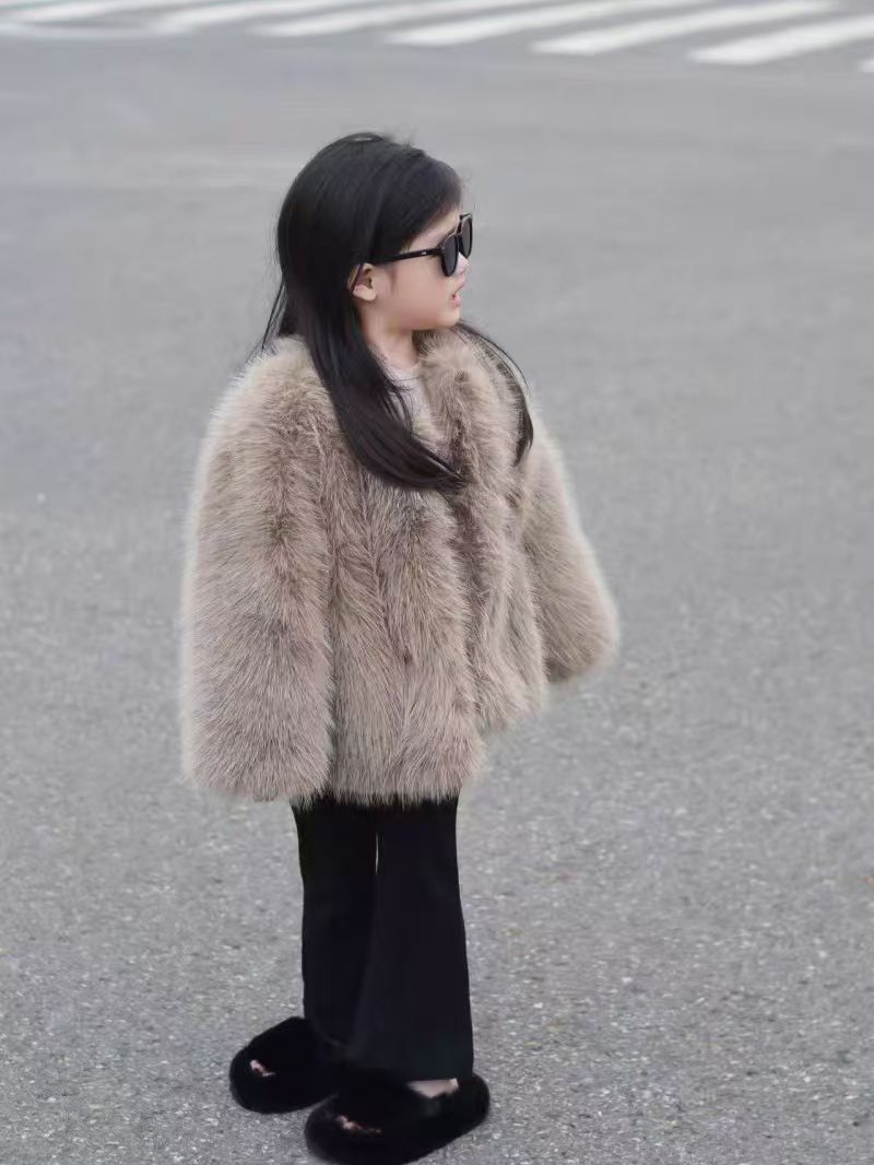 Children's New Imitation Fox Fur Outwear 2025 Autumn and Winter Korean Style Girls' Style Thickeneded Fashionable Fur Tops