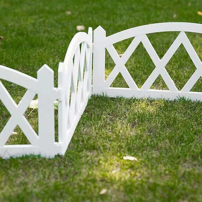 Outdoor inner fence garden fence outdoor decorative fence plastic PP splicing fence