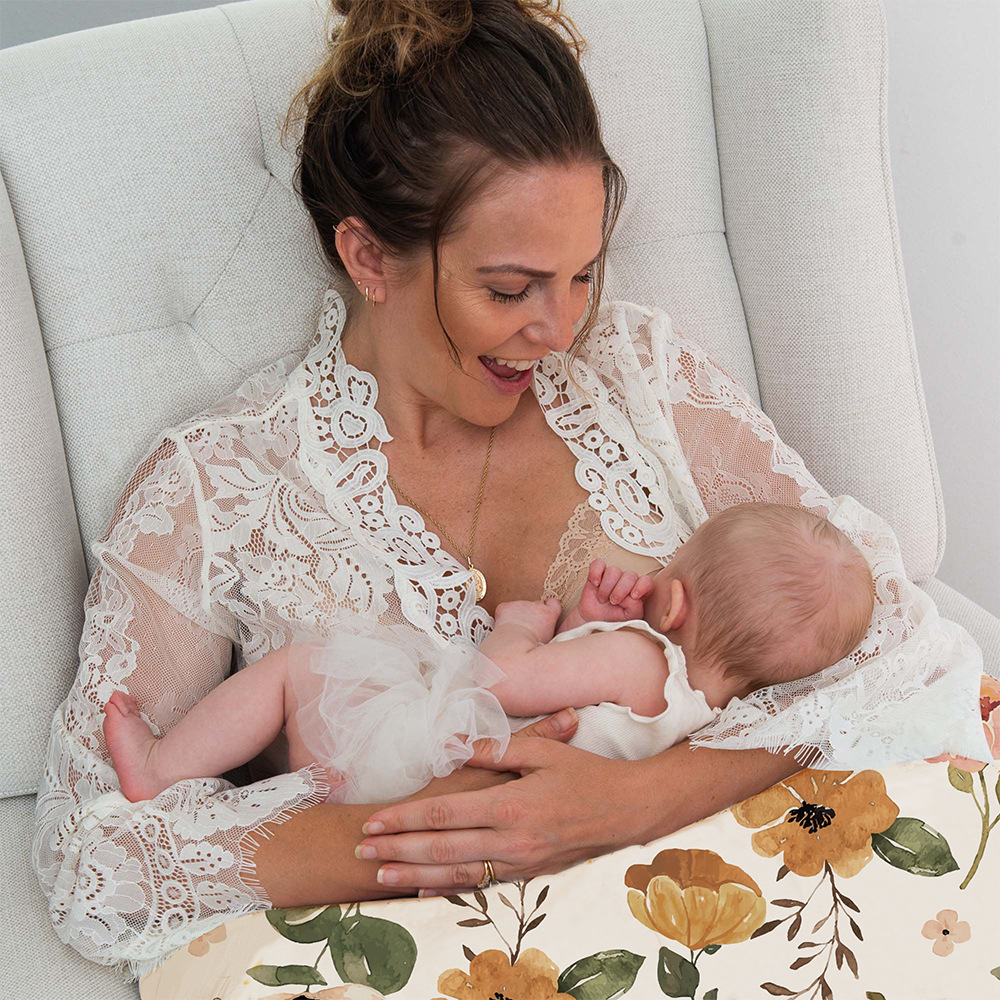 Postpartum U-Shaped Nursing Pillow, Pregnant Woman Pillow, Baby Anti-Vomiting Postpartum Artifact, Multi-Functional Baby Lying down and Holding Breastfeeding