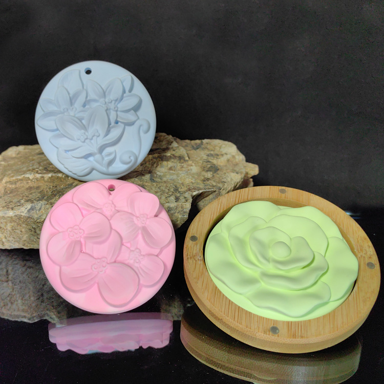 Fang Wei Popular Korean Style Wardrobe Hanging Fragrance Car Pendant Flower Shape Car Fragrance Perfume Expanding Fragrance Gypsum Fragrance Slice