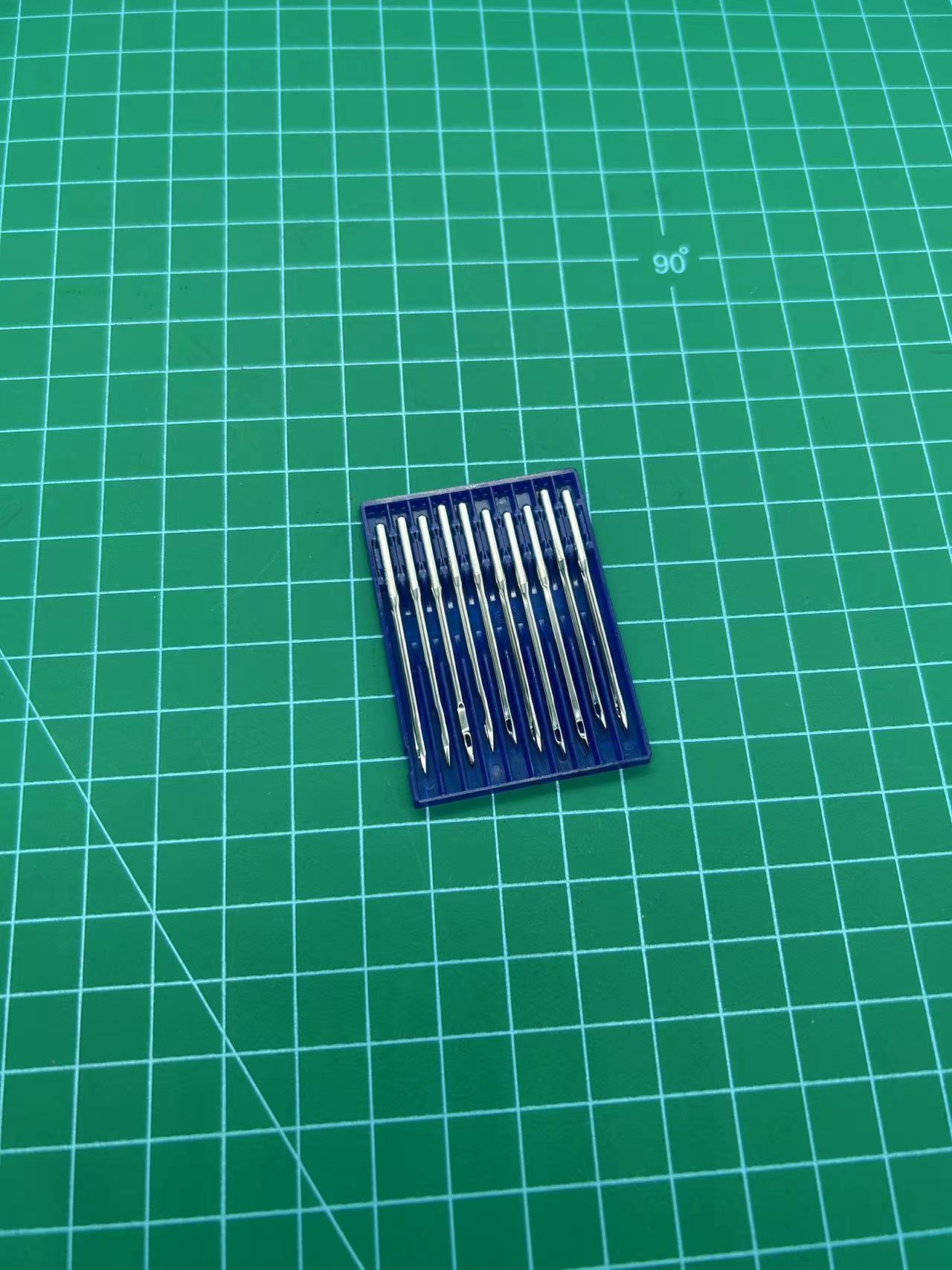 German blue lion car needle high car oblique knife needle 134-35 LR Blue Lion machine needle DPX35 LR schmetz