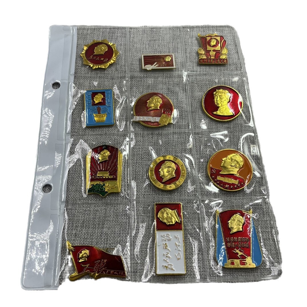 Antique nostalgic collection of micro-chapter Cultural Revolution Chairman Mao badge 12 a Mao Zedong commemorative badge badge