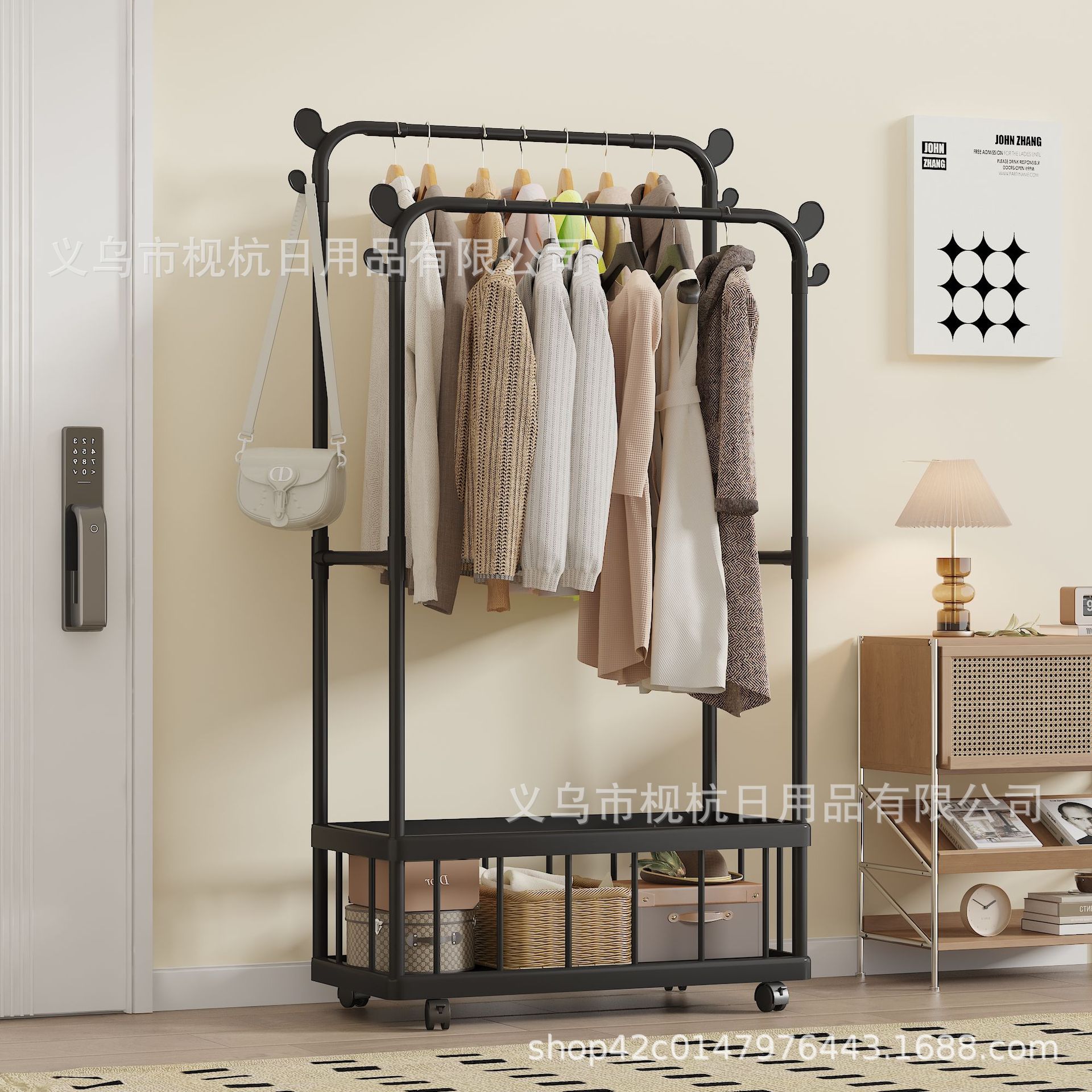 Легкий роскошный вешалка для одежды, современный металлический, простой, напольный, с колесами, съемный, для хранения одежды дома