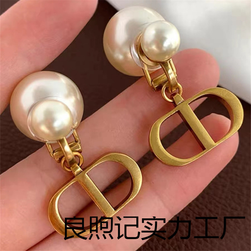 2025 Новые CD Сердоликовые Серьги Клипсы для Ушей Легкая Роскошь Ретро Серьги