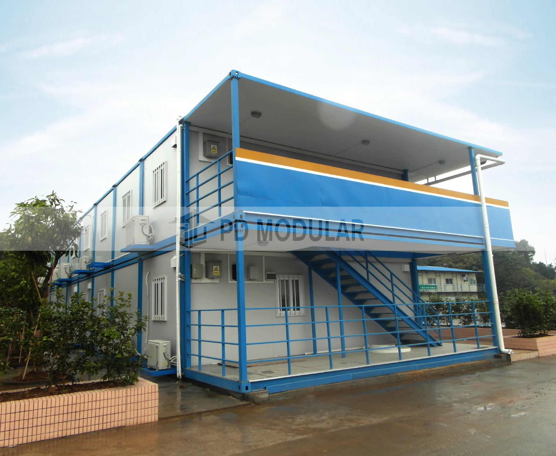 Prefabricated traffic police office office building worker dormitory army barracks residential mobile container house