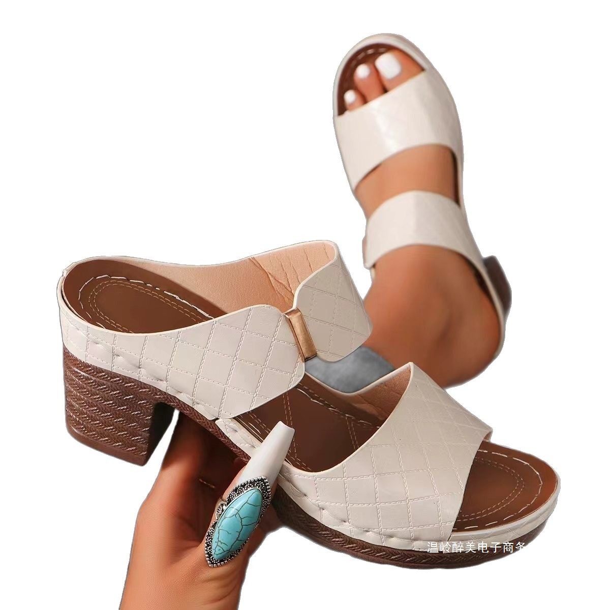 Cross-border New Summer Wedge Heel Slippers with Fish Mouth Women's Foreign Trade Fashion plus size Coarse Heel Beach Sandals in stock
