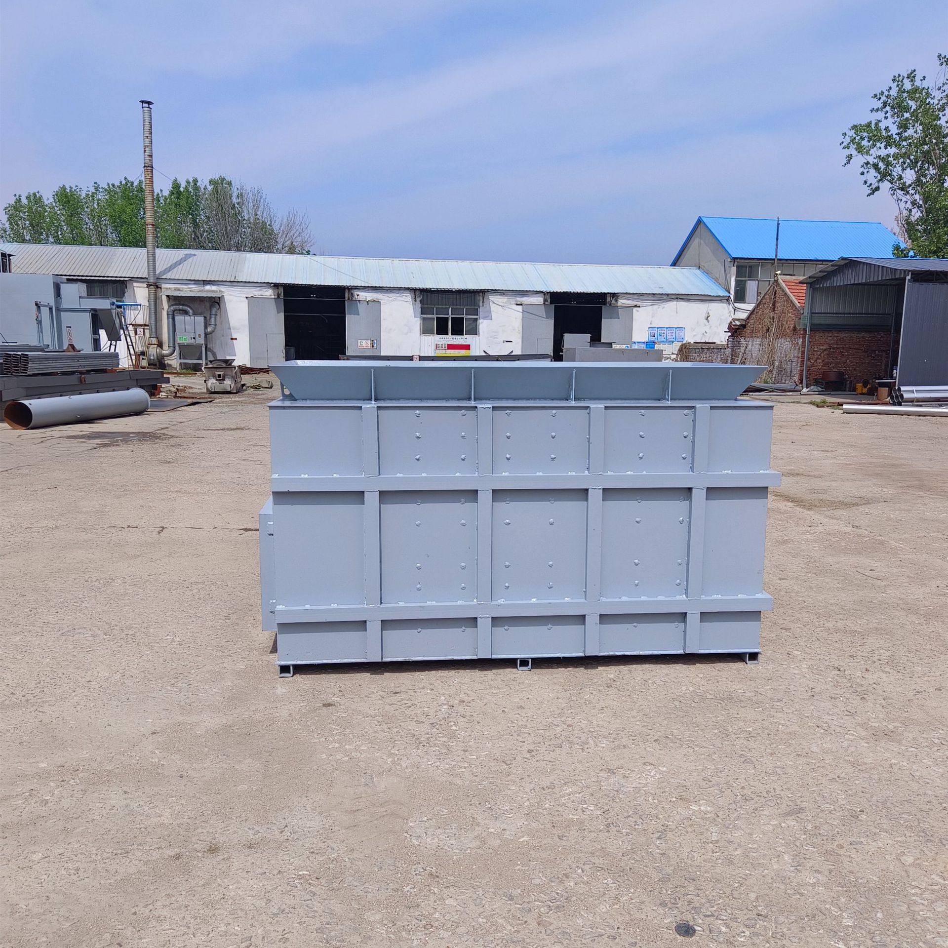 Processing and Customization of Industrial Incineration Equipment Cable Plastic Large Horizontal Incinerator Smokeless Garbage Gasifier