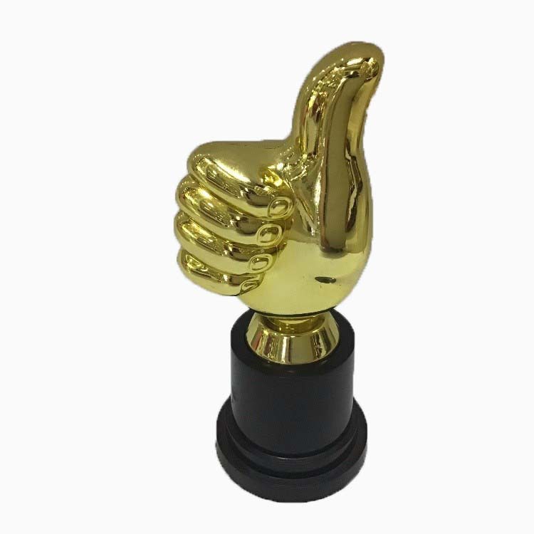 Amazon Explosions Mini Small Trophy Kindergarten Toy Children's Competition Award Plastic Plating Trophy Toy