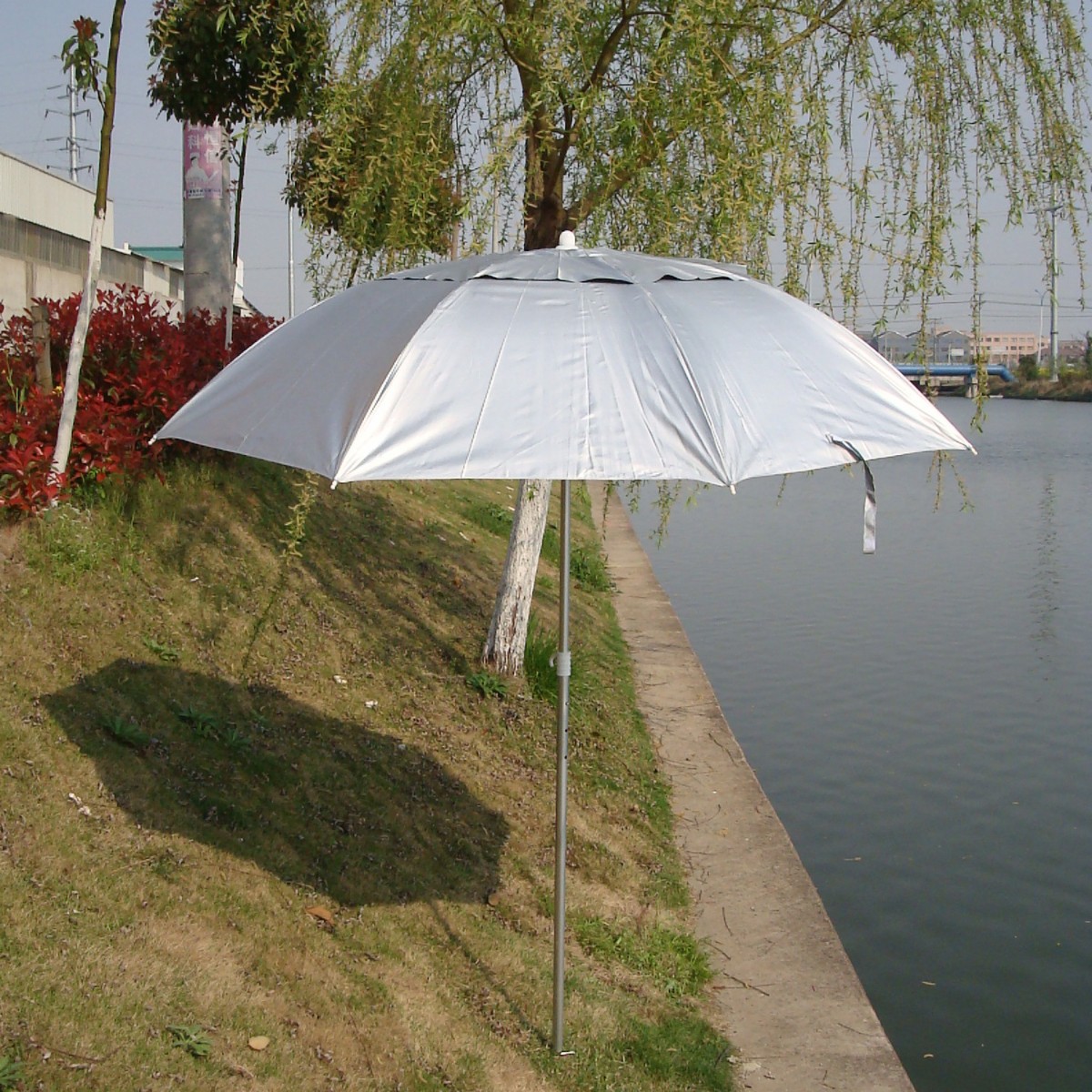 200cm Inner Folding Three-Section Fishing Umbrella, 210D Oxford Silver Plastic Umbrella Surface, Excellent Sun Protection, Rain Protection and Wind Protection