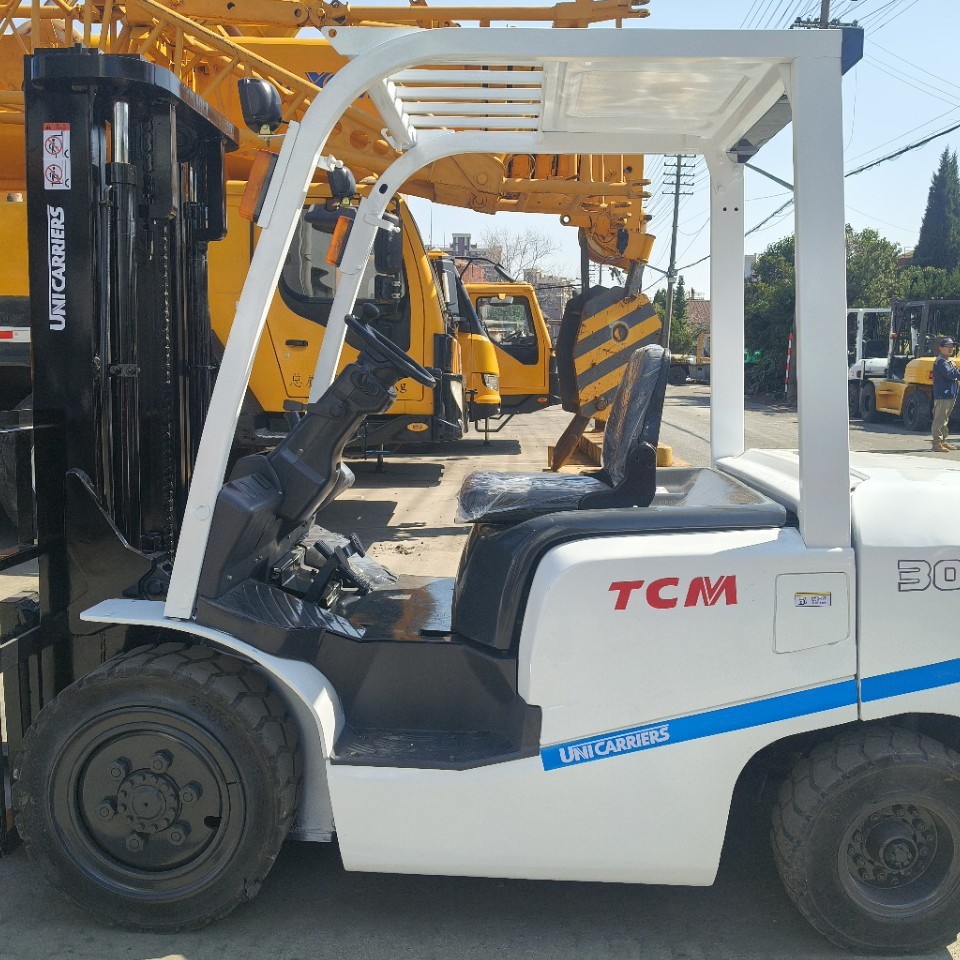 Foreign Trade Direct Sales New Japanese Second-Hand Tcm Forklift 3 Tons Forklift