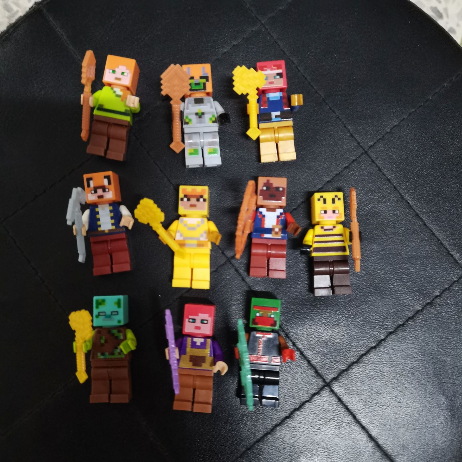 Compatible with Lego Bricks, I.D. World Building Block Figures, Assembly Figures for Boys, Single Figures, Mini Figures, Steefu Villagers