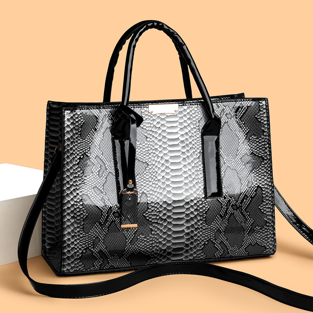 Cross-Border European and American New Snake Pattern Simple Foreign Trade Handbag Large Capacity Fashion Classic Versatile Shoulder Crossbody Women's Bag