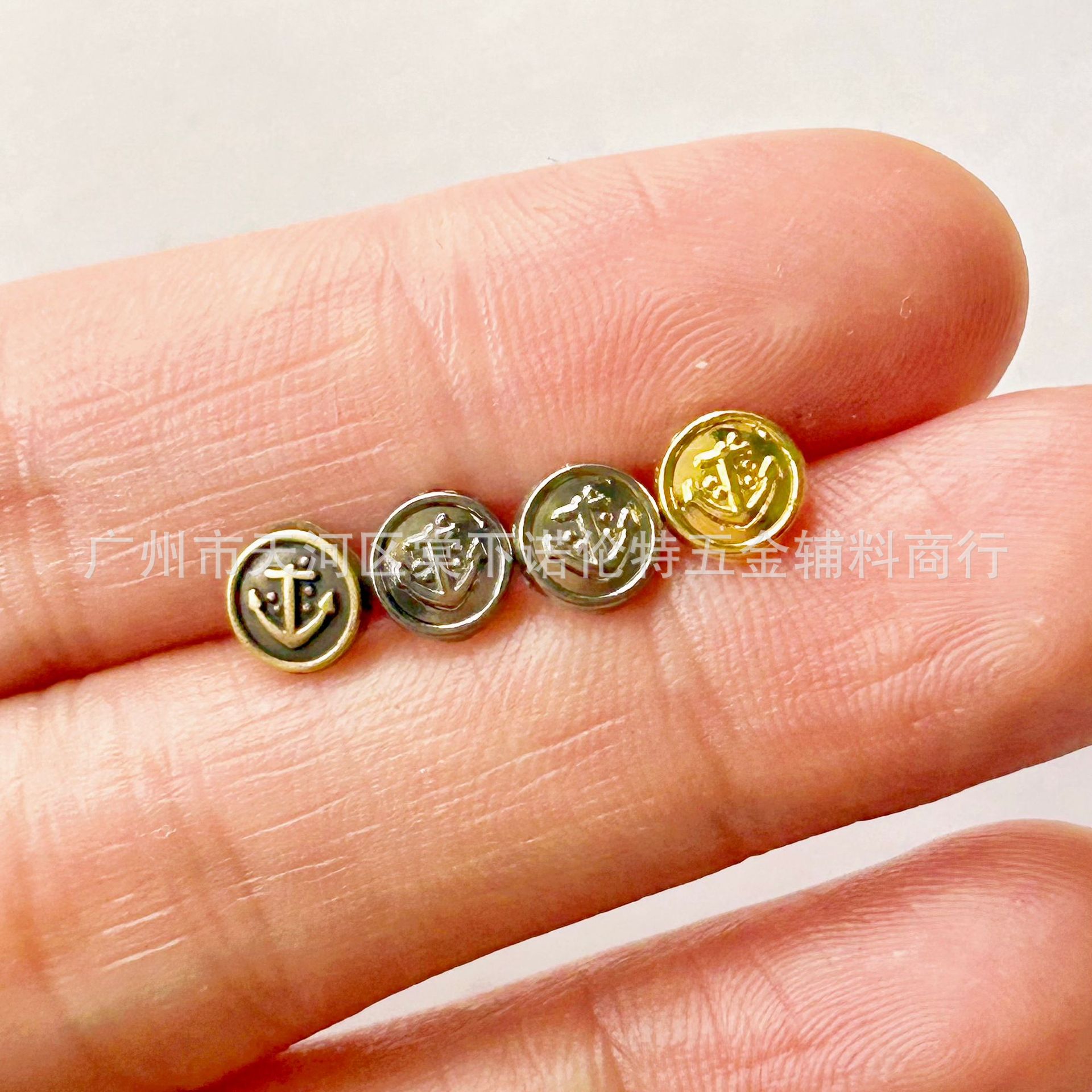 4mm5mm6mm mini button anchor buckle BJD coat button coat ob11 small cloth doll clothes accessories accessories