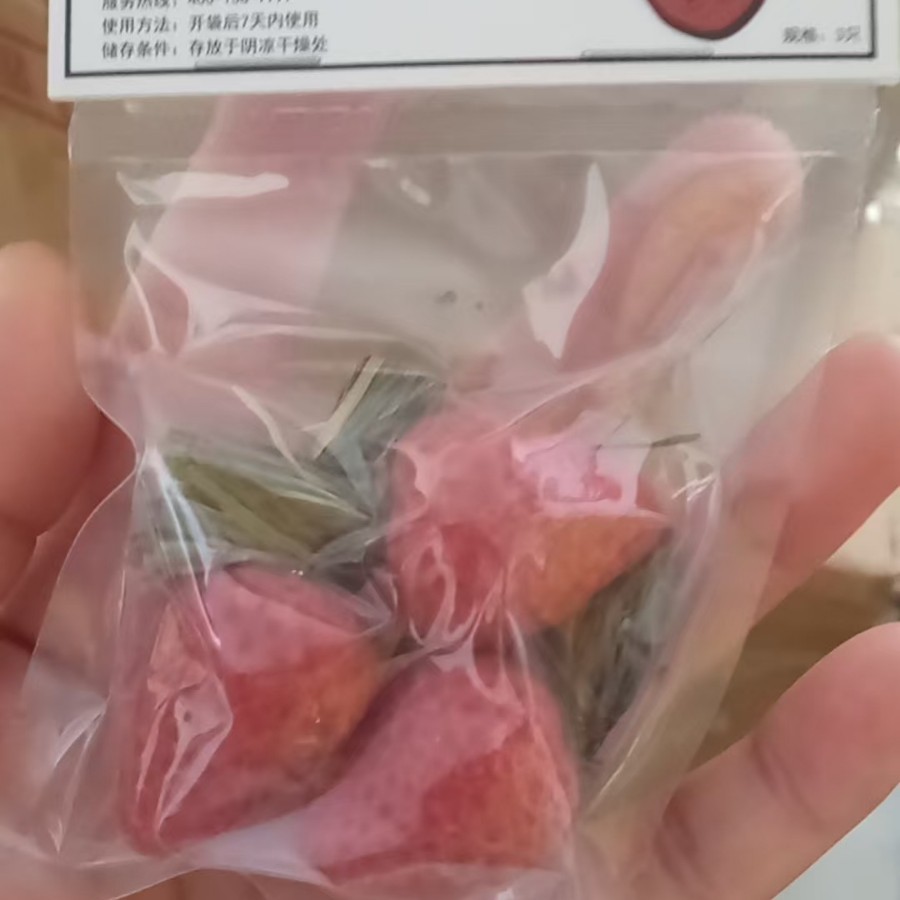 Hamster Teething Snacks, Rabbit Snacks, Pet Rabbit Teething Rabbit Food, Hamster Teething Sticks, Strawberry Hamster Toys