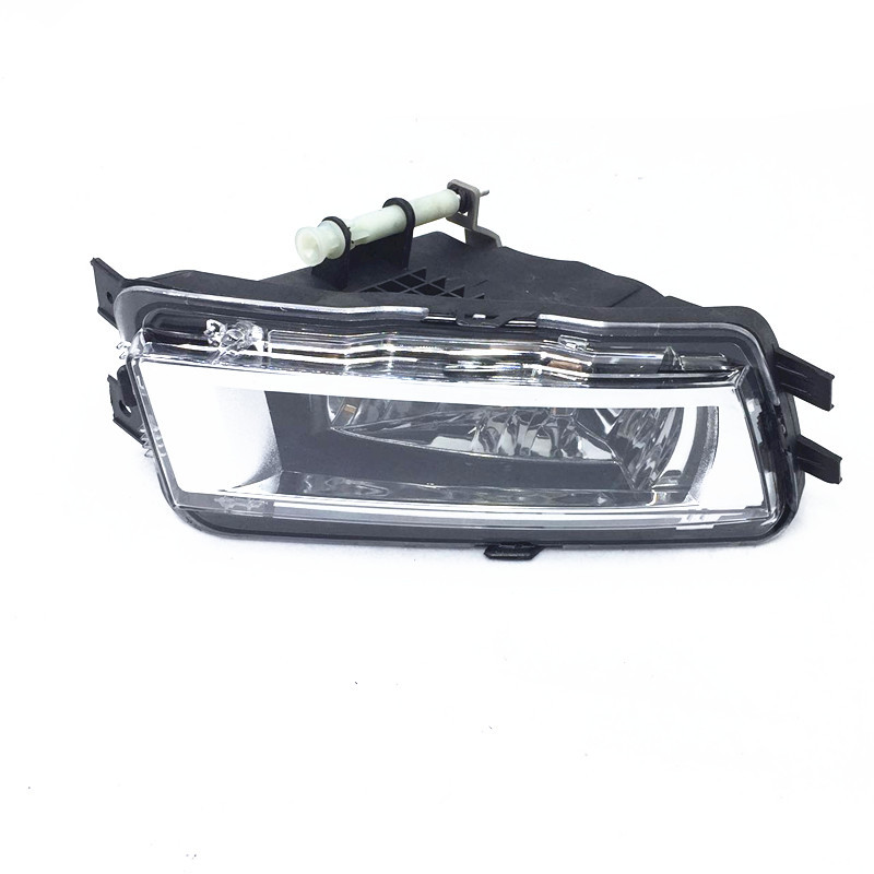 Applicable to 11 12 13 14 15 new Passat front fog lamp assembly anti-fog lamp assembly front new Passat