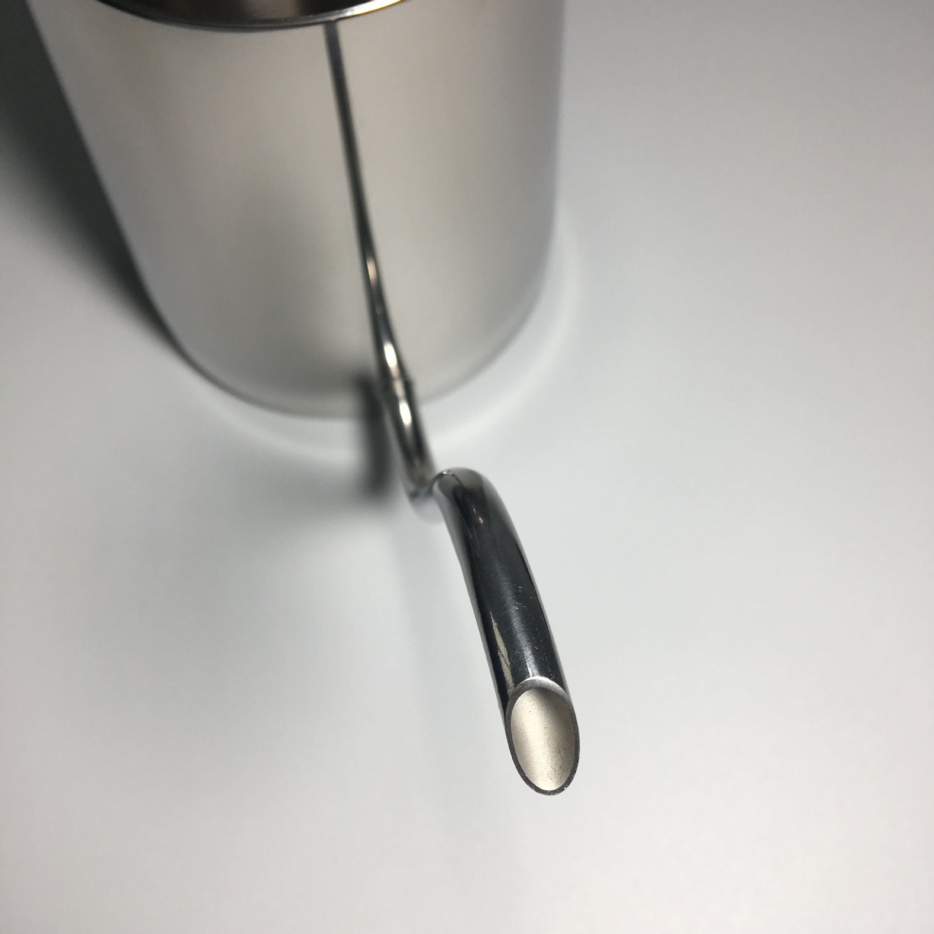 304 Cup Stainless Steel Coffee Pot Hand Brewed Pot with Lid Thickeneded Long Spout Natural Color Coffee Pot Set Heat-Resistant Household