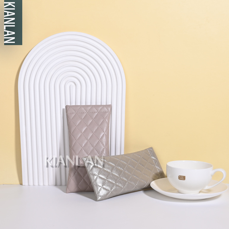 【Cross-Border E-Commerce Hot Item】Diamond-Shaped Checkered Glasses Pouch with Elastic Opening, Sunglasses Case, Outdoor Glasses Storage Bag, Customizable with Printing