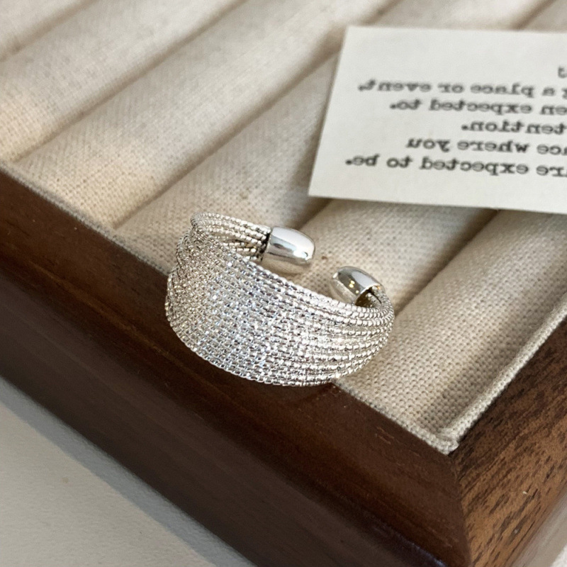 European and American Cross-Border Light Luxury High-End Exaggerated Texture Ring Bracelet Collection Fashion Versatile Design Jewelry