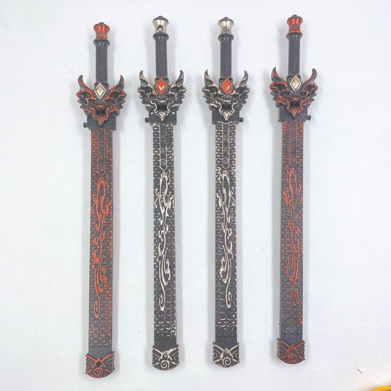 Children's Toys, Simulated Swords, Automatic Ejection Swords, Sheathed Weapons, Scenic Spot Props, Toys, Antique Department Stores Wholesale