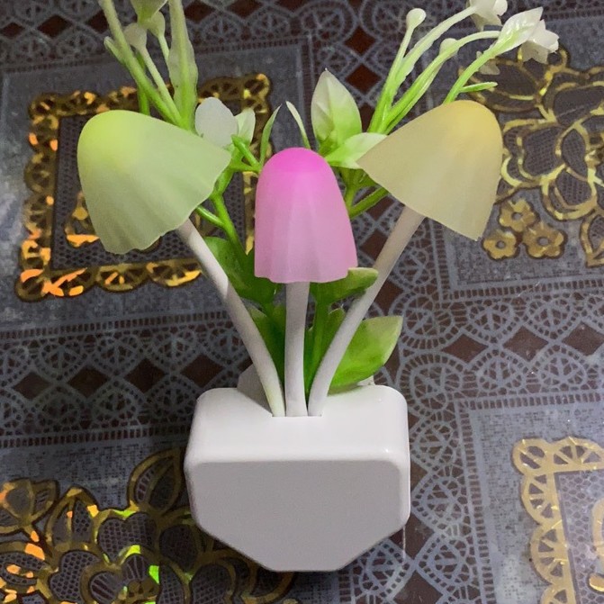 Light Control Lotus Leaf Mushroom Lamp Triangular Water Grass Mushroom Lamp Induction Lotus Leaf Night Light Water Grass Night Light