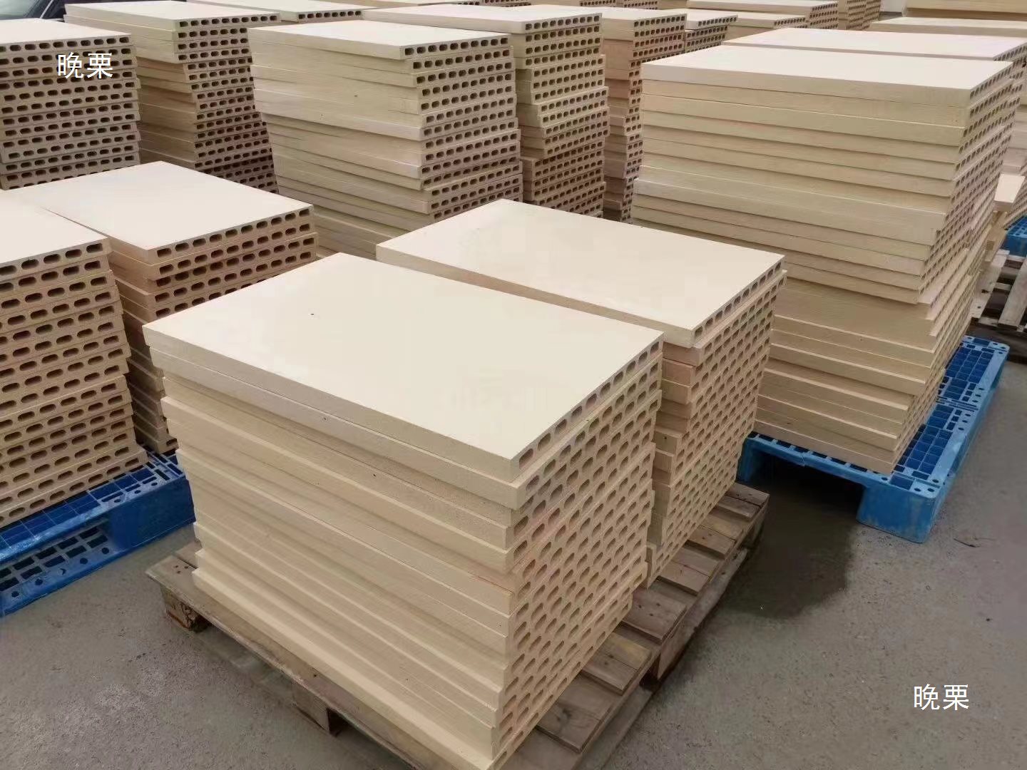 Pottery Shed Board Silicon Carbide Board Mullite Kiln Board Pillar Horse Foot Kiln Firing Tools Pottery Boron Board Kiln Tools