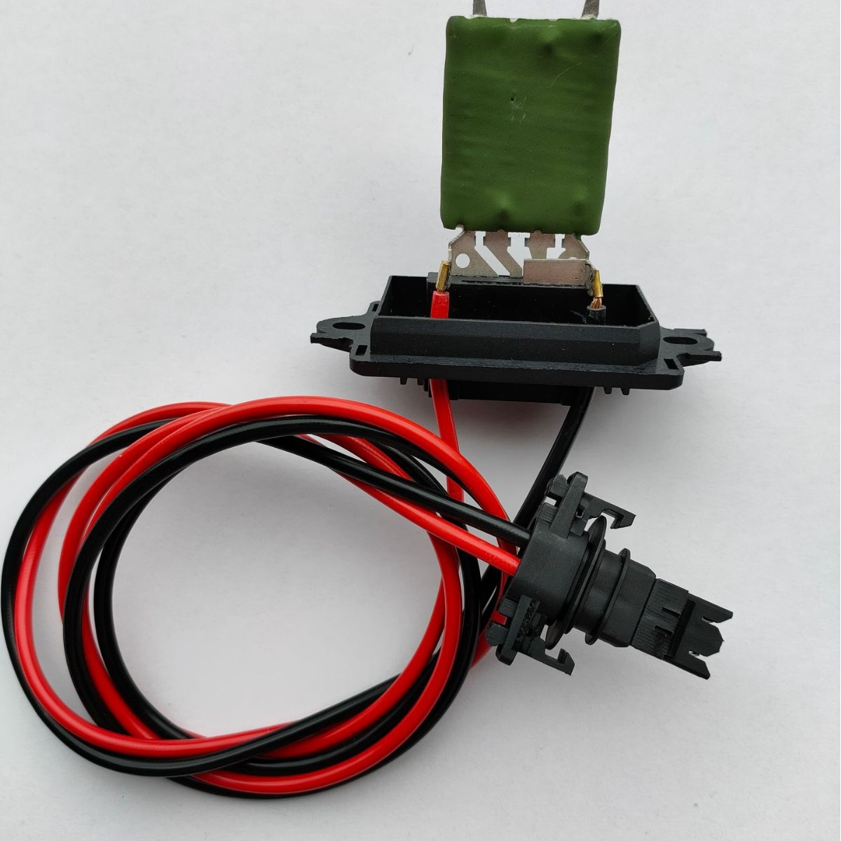 Подходит для резистора обогревателя Renault 7701207876