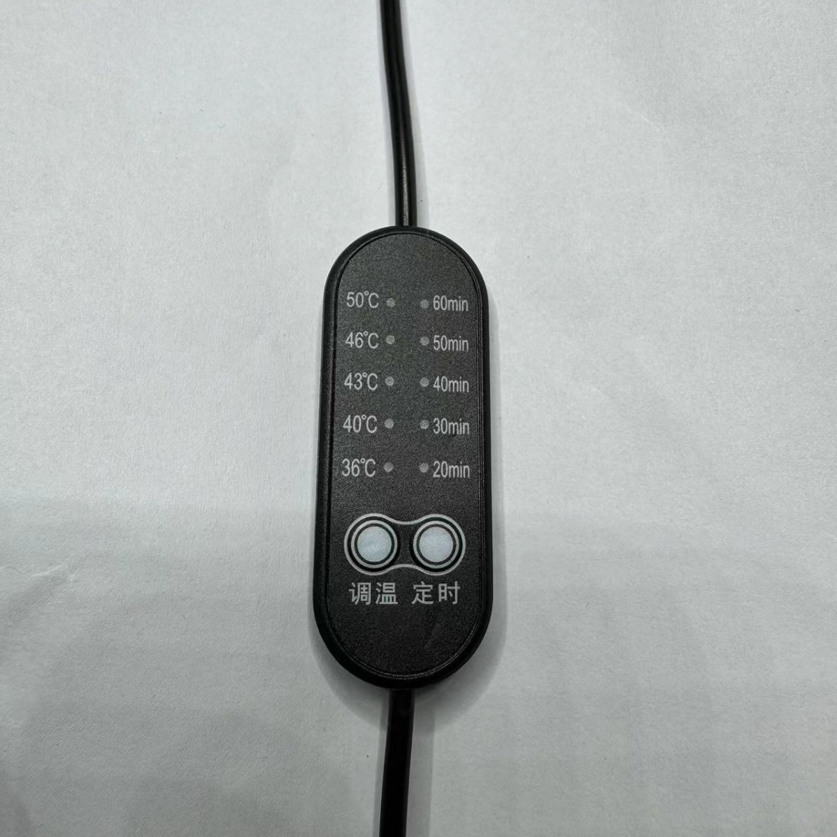 Производители поставляют электрические обогреватели для масок для глаз и подушек для шеи с пятискоростной регулировкой температуры и таймером