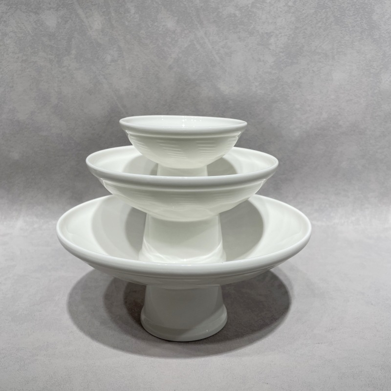 Ceramic Tall Small Round Plate, Chinese-Style Creative Tea Snack Plate, Dried Nuts, Pastries, Fruit Plate, Tea Room Restaurant Dish