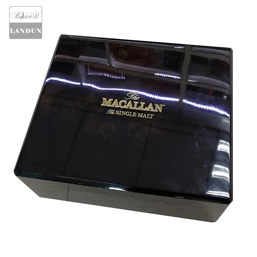 Производитель может изготовить расписную сигарную коробку из дерева с пиано-покрытием, увлажняющую коробку для хранения сигар, из древесно-стружечной плиты с покрытием Pe