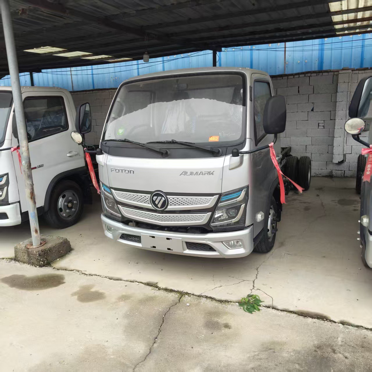 Foton Howo легкий грузовик, двойной ряд стальных проволочных шин, керамическая краска, просторная кабина, стальной мост