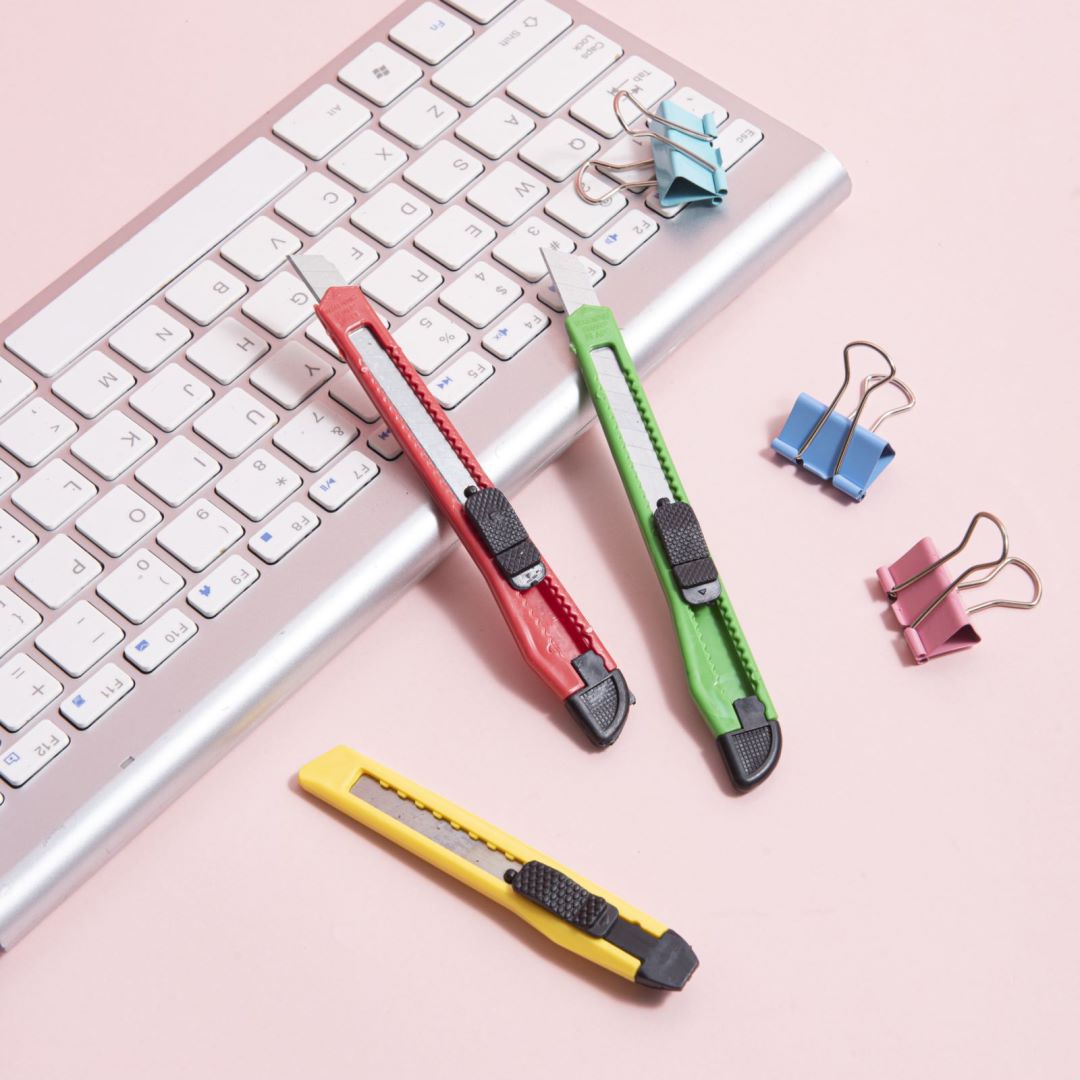 Portable Small Utility Knife, Express Box Opening Knife, Student Safety Paper Knife, Plastic Film Wallpaper Knife Wholesale