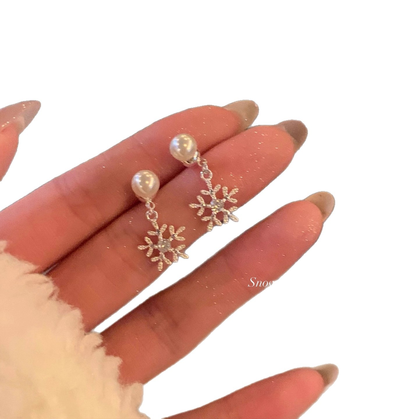 Exquisite Sparkling Zirconium Snowflake Pearl Pendant Back-Hanging Earrings for Women, Accessible Luxury and High-End Earrings Without Pierced Ear Clip Earrings