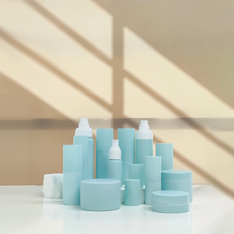 Yi Yuan Skin Care Product Dispensing Bottle Pet Plastic Toner Spray Bottle 100/150ml Press Makeup Spray Bottle