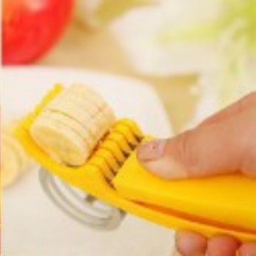 Creative Fruit Cut Kitchen Gadget Banana Slicer Fruit Split TV Products