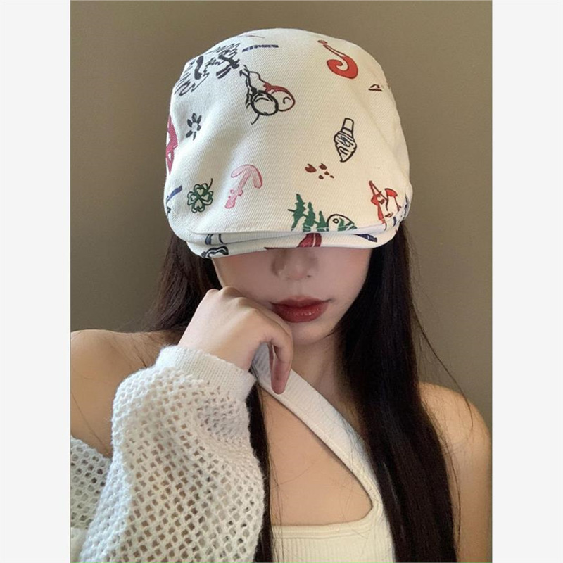 Japanese-Style Graffiti Forward Cap for Women, Spring and Summer Korean Version Versatile Large Head Circumference Beret, Face-Slimming Beret, Painter Hat