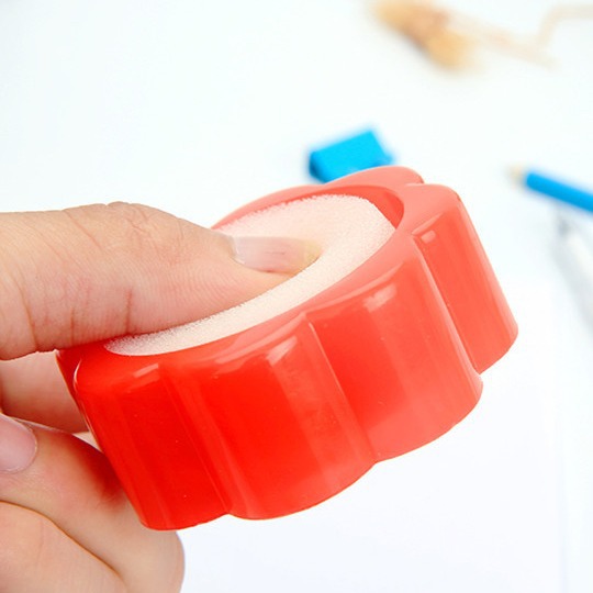 Sponge tank pool wet hand equipment office stationery counting money dip tank plum blossom type water tank financial supplies