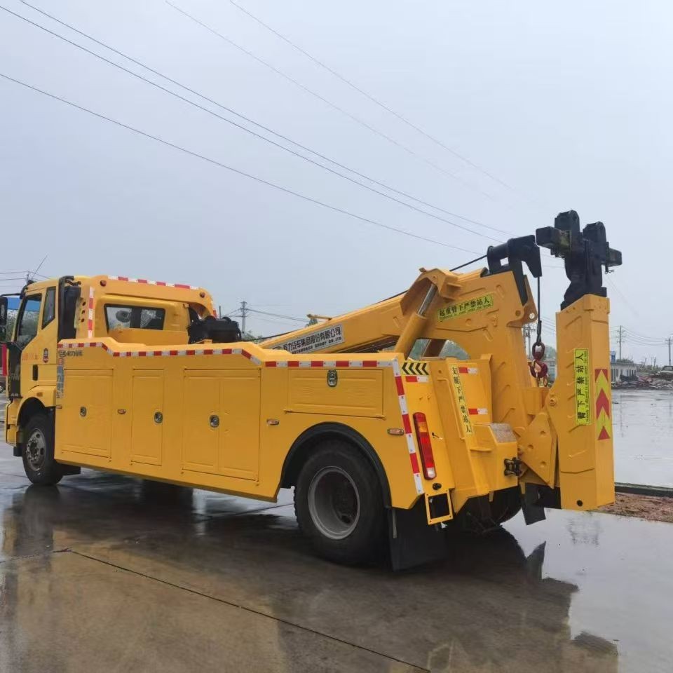 Jiefang 13t Tow Truck Combined with Road Rescue Vehicle Configuration Optional, Factory Direct Sales and Global Direct Supply