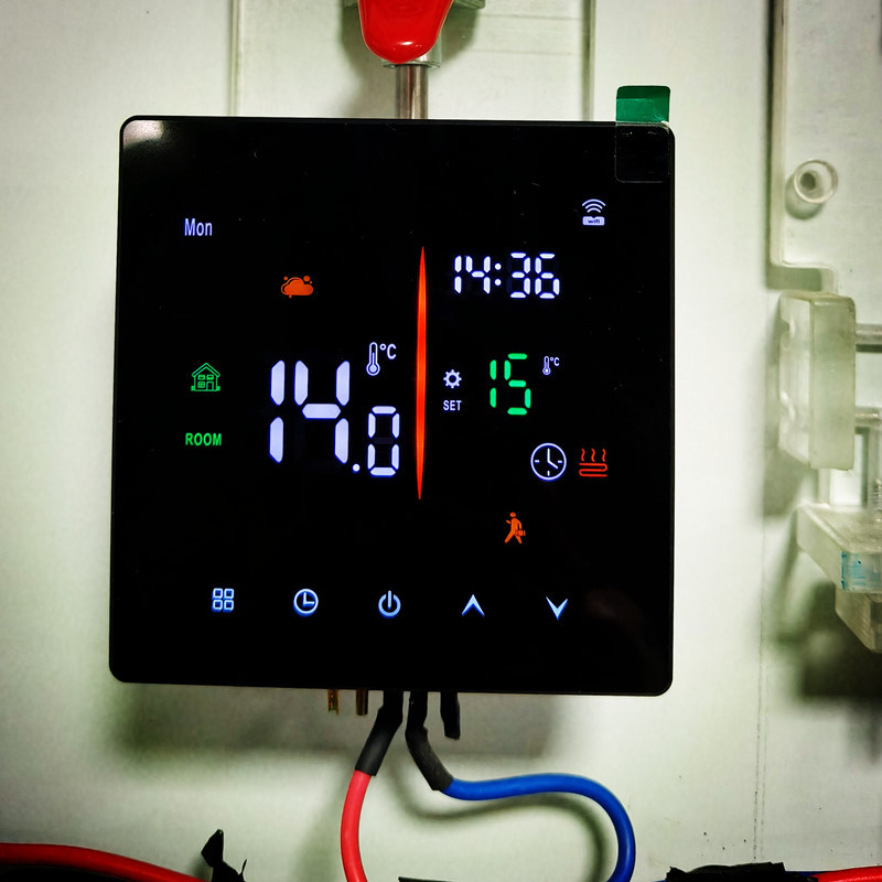 Graffiti APP intelligent remote WIFI floor heating thermostat electric floor heating water floor heating with linkage wall-mounted boiler thermostat