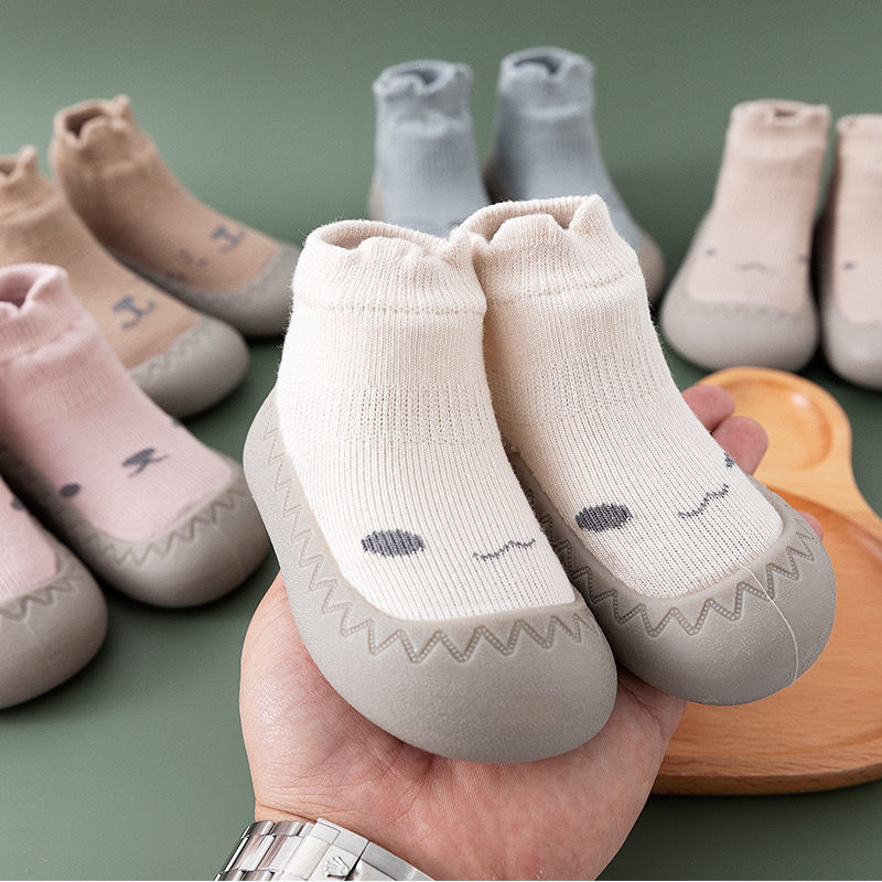 2024 Spring and Summer New Toddler Shoes, Soft-Soled Flats, Boys and Girls, Pre-Step Shoes, Infant Floor Socks, Non-Slip Shoes
