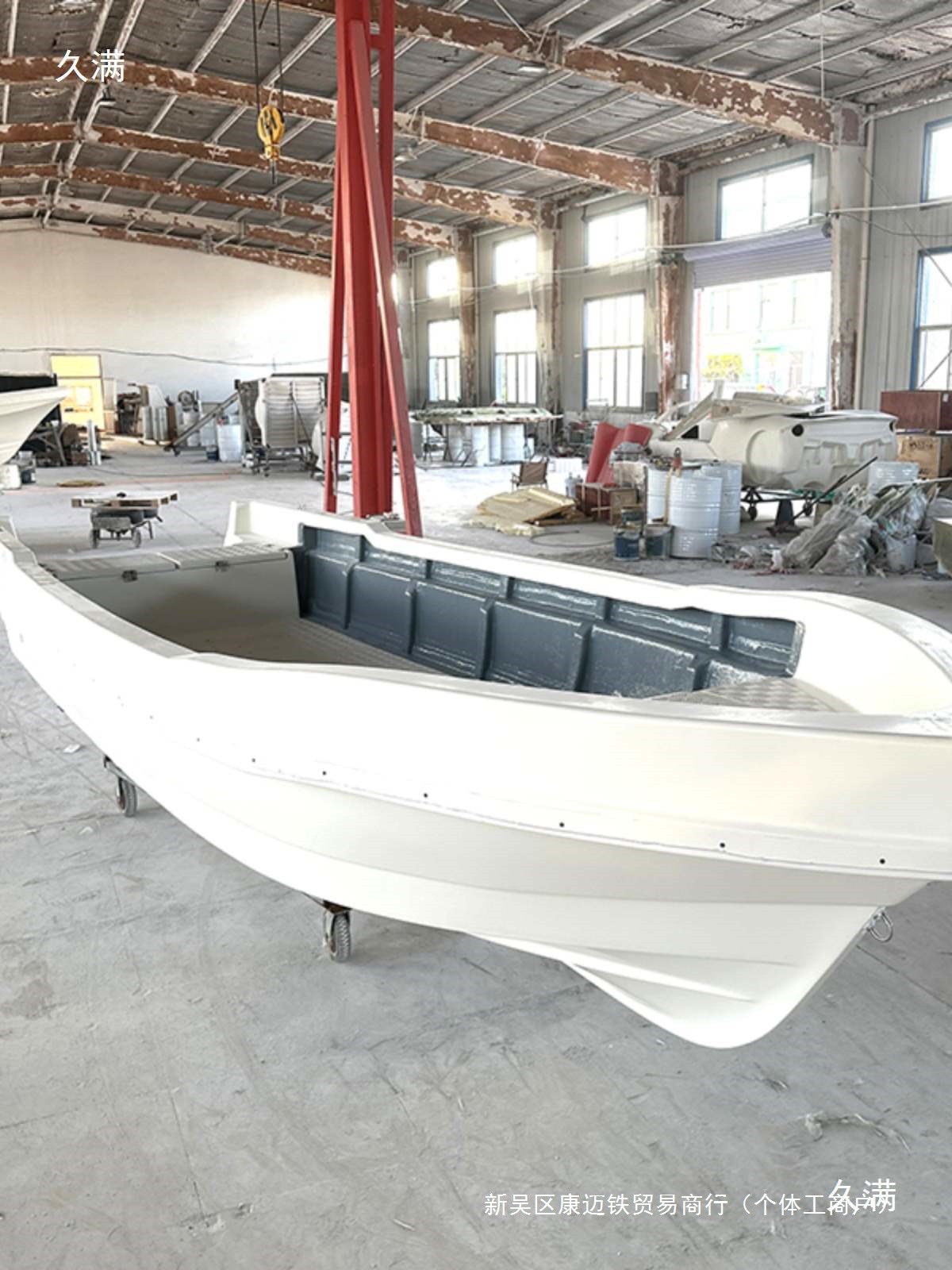 Yacht Luxury Yacht Fiberglass Speedboat High-Speed Boat Assault Boat Aluminum Alloy Lure Boat Sea Fishing Fishing Boat Others