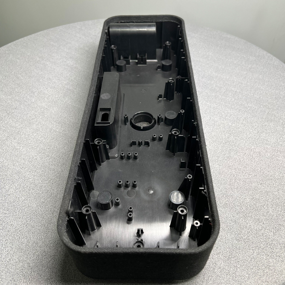 Processing Cloth Patches, Hardware, Hot Stamping, Horn Computer Bags, Plastic Hardware, Plastic Computer Host Logo Silicone