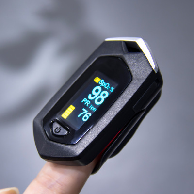 Charging oximeter finger clip pulse oximeter foreign trade oximeter oximeter oxygen pulse meter oxygen therapy instrument